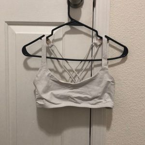 White lululemon bra